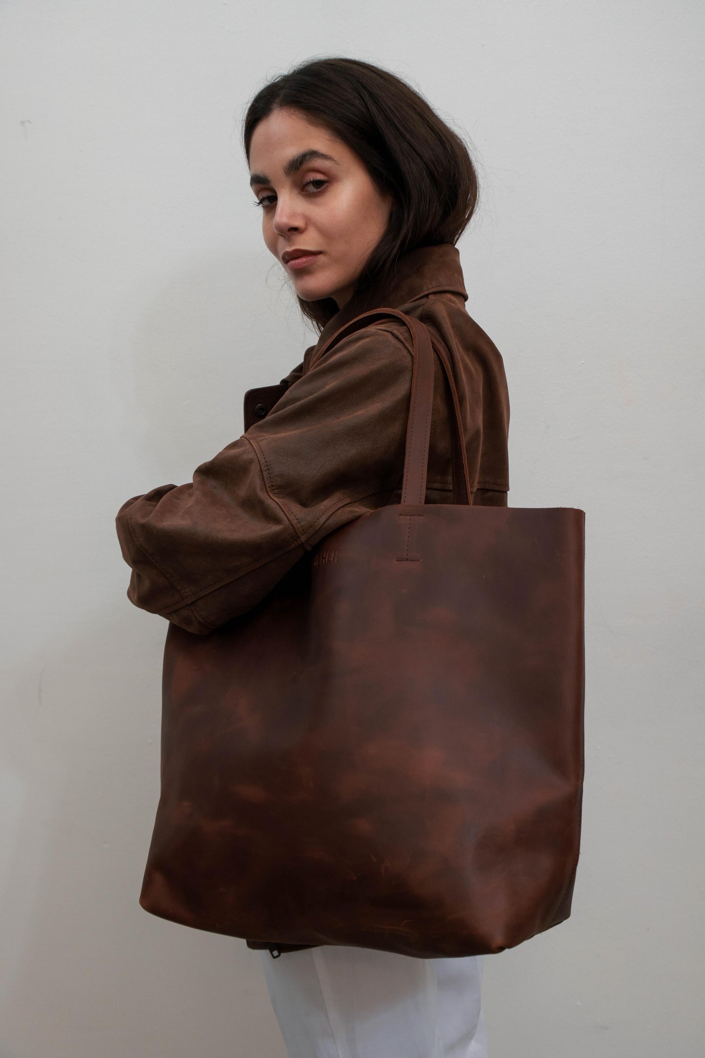 Bolso MALI chocolate liso
