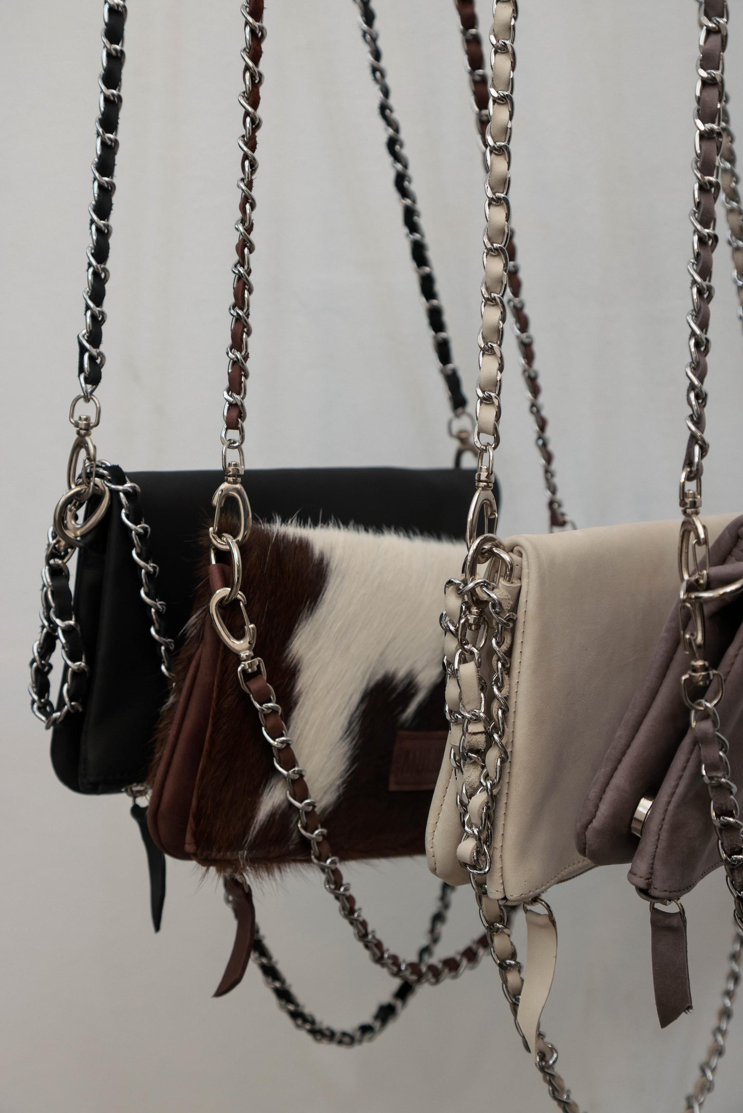 Bandolera OLBIA tiza